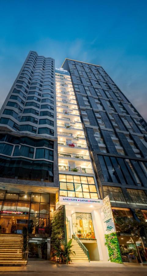 Pavillon Boutique Hotel & Apartment Nha Trang Exterior photo